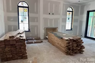 106 Hunter Ln, Charlotte, NC 28211 - Photo 10