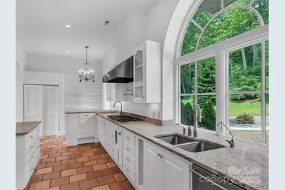 2222 Greenspire Drive, Sylva, NC 28779 - Photo 6