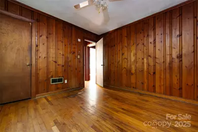 2001 McDonald Drive, Charlotte, NC 28216 - Photo 16