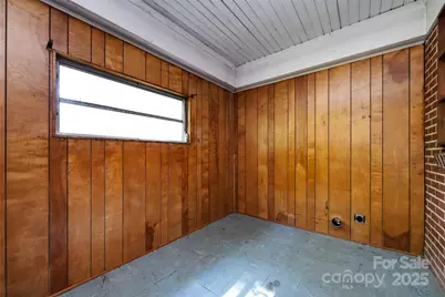 2001 McDonald Drive, Charlotte, NC 28216 - Photo 12