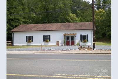 500 Julius Chambers Avenue N, Mount Gilead, NC 27306 - Photo 6