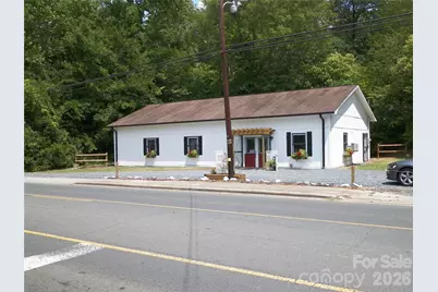 500 Julius Chambers Avenue N, Mount Gilead, NC 27306 - Photo 1