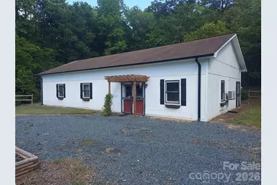 500 Julius Chambers Avenue N, Mount Gilead, NC 27306 - Photo 8