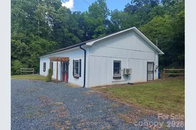 500 Julius Chambers Avenue N, Mount Gilead, NC 27306 - Photo 20