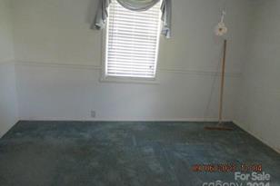 115 Sunrise Cir, Shelby, NC 28150 - Photo 14