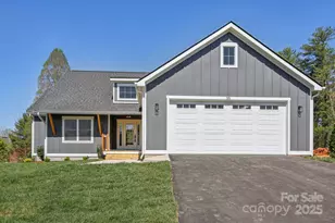 35 Haywood Pk Dr, Hendersonville, NC 28791 - Photo 6