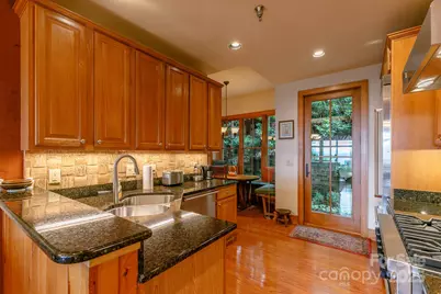 47 Creekside Way #H/102, Burnsville, NC 28714 - Photo 20