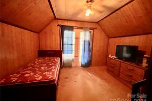 200 Osborn Knob Rd, Marion, NC 28752 - Photo 10