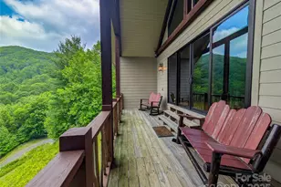 72 Pilgrims Ln, Burnsville, NC 28714 - Photo 14