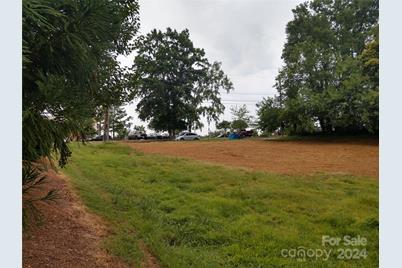 1045 Highland Avenue, Salisbury, NC 28144 - Photo 2