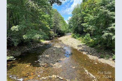 000 Falling Water Drive, Burnsville, NC 28714 - Photo 12