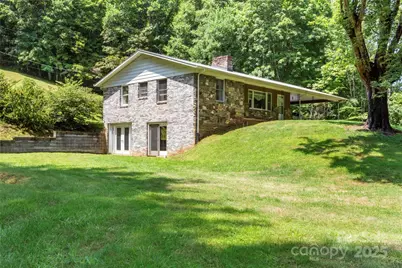 145 Appalachian Drive, Burnsville, NC 28714 - Photo 2