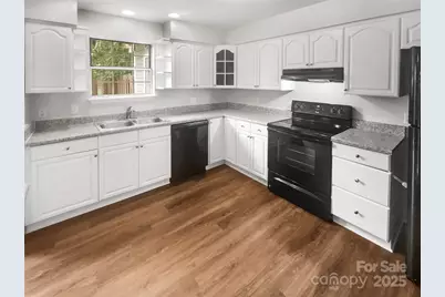 6003 Heath Valley Road, Charlotte, NC 28210 - Photo 8