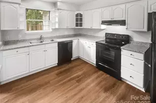 6003 Heath Valley Rd, Charlotte, NC 28210 - Photo 8