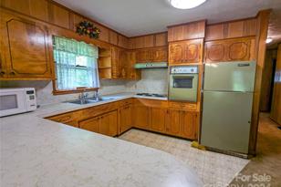 1524 7 Mile Ridge Rd, Burnsville, NC 28714 - Photo 26