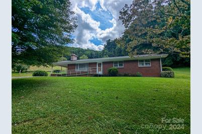 1524 Seven Mile Ridge Road, Burnsville, NC 28714 - Photo 2