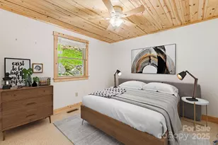 73 Oak Ridge Ct, Mars Hill, NC 28754 - Photo 18