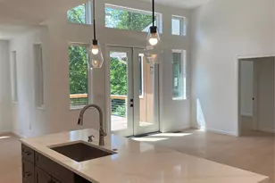 654 Hollybrook Dr, Flat Rock, NC 28731 - Photo 16