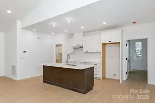 654 Hollybrook Dr, Flat Rock, NC 28731 - Photo 12