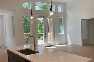 654 Hollybrook Dr, Flat Rock, NC 28731 - Photo 8