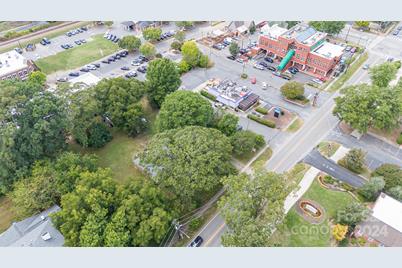 200 & 208 E Matthews Street, Matthews, NC 28105 - Photo 4