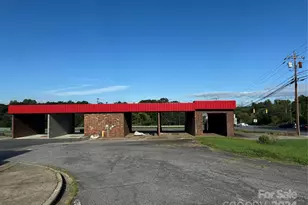 324 Sanford Dr, Morganton, NC 28655 - Photo 1