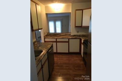 814 Selwyn Oaks Court #9/A&B, Charlotte, NC 28209 - Photo 12