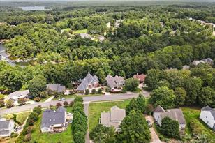 1900 Mt Isle Harbor Dr, Charlotte, NC 28214 - Photo 30