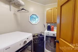 95 Lake Club Ln, Nebo, NC 28761 - Photo 26