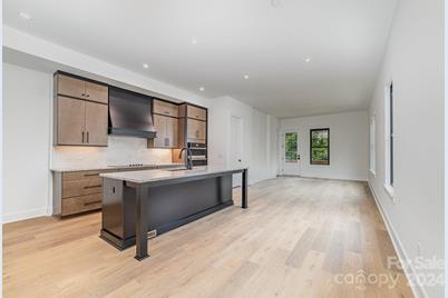 2112 Kirkwood Avenue, Charlotte, NC 28203 - Photo 6