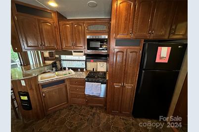 113 Hummingbird Circle, New London, NC 28127 - Photo 10