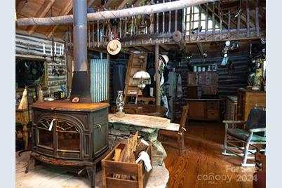 1001 Mountain Glen Road, Canton, NC 28716 - Photo 12