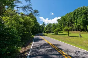 1220 Rock Creek Rd, Burnsville, NC 28714 - Photo 8