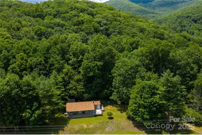 1220 Rock Creek Road, Burnsville, NC 28714 - Photo 4