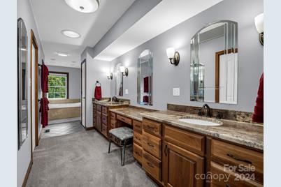 72 Bentwood Drive, Candler, NC 28715 - Photo 16