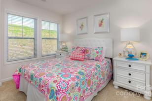 300 Creekview Rd, Hendersonville, NC 28792 - Photo 22