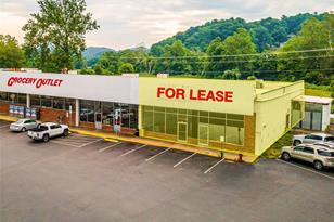 263 Waynesville Plaza, Waynesville, NC 28786 - Photo 1