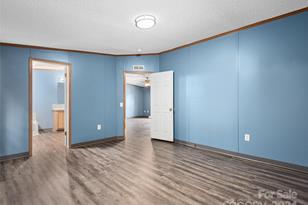 33 Goose Creek Rd, Swannanoa, NC 28778 - Photo 12