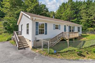 33 Goose Creek Rd, Swannanoa, NC 28778 - Photo 2