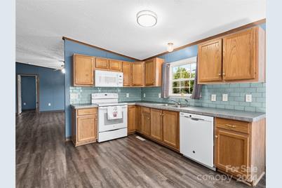 33 Goose Creek Road, Swannanoa, NC 28778 - Photo 6