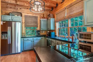 128 Hadleigh Wy, Burnsville, NC 28714 - Photo 14