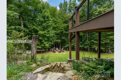 128 Hadleigh Way, Burnsville, NC 28714 - Photo 10