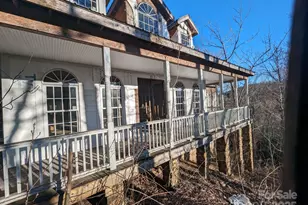 1605 Golden Rd, Lake Toxaway, NC 28747 - Photo 2