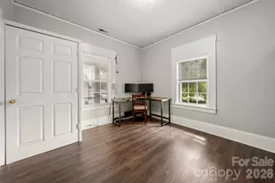 225 Flint St, Charlotte, NC 28216 - Photo 24