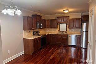 300 N Fulton St, Salisbury, NC 28144 - Photo 4