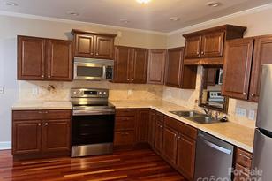 300 N Fulton St, Salisbury, NC 28144 - Photo 6