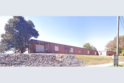 1495 North Main Street, Hendersonville, NC 28739 - Photo 2