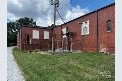 1495 North Main Street, Hendersonville, NC 28739 - Photo 6