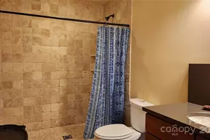 5 Chaucer Rd, Black Mountain, NC 28711 - Photo 32