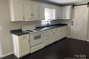 148 Westhaven St, Forest City, NC 28043 - Photo 10